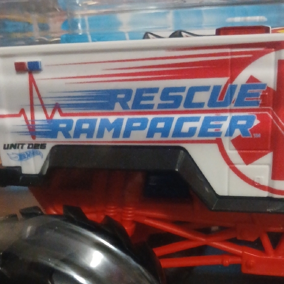 Rescue Rampager Hot Wheels Monster Truck - Red and White - Picture 6 of 8